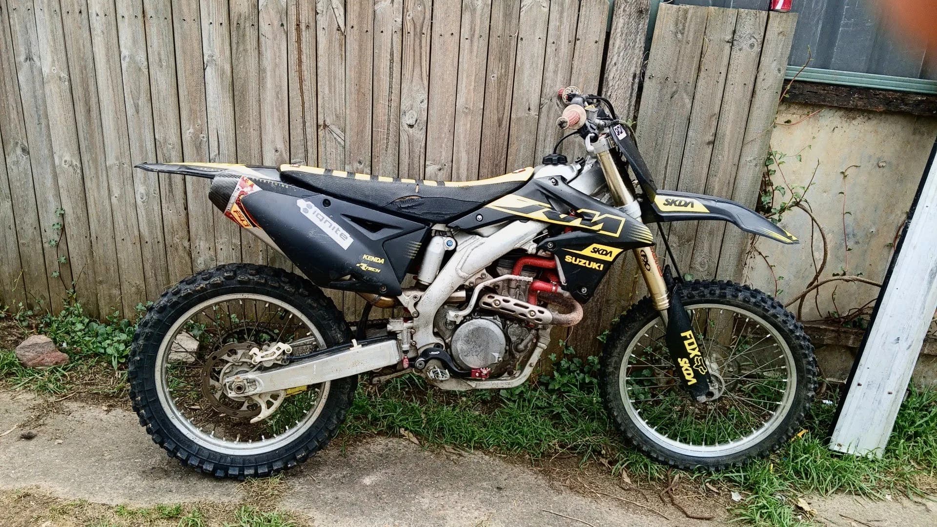 2014 Suzuki RM-Z450 — photo 1 of 1