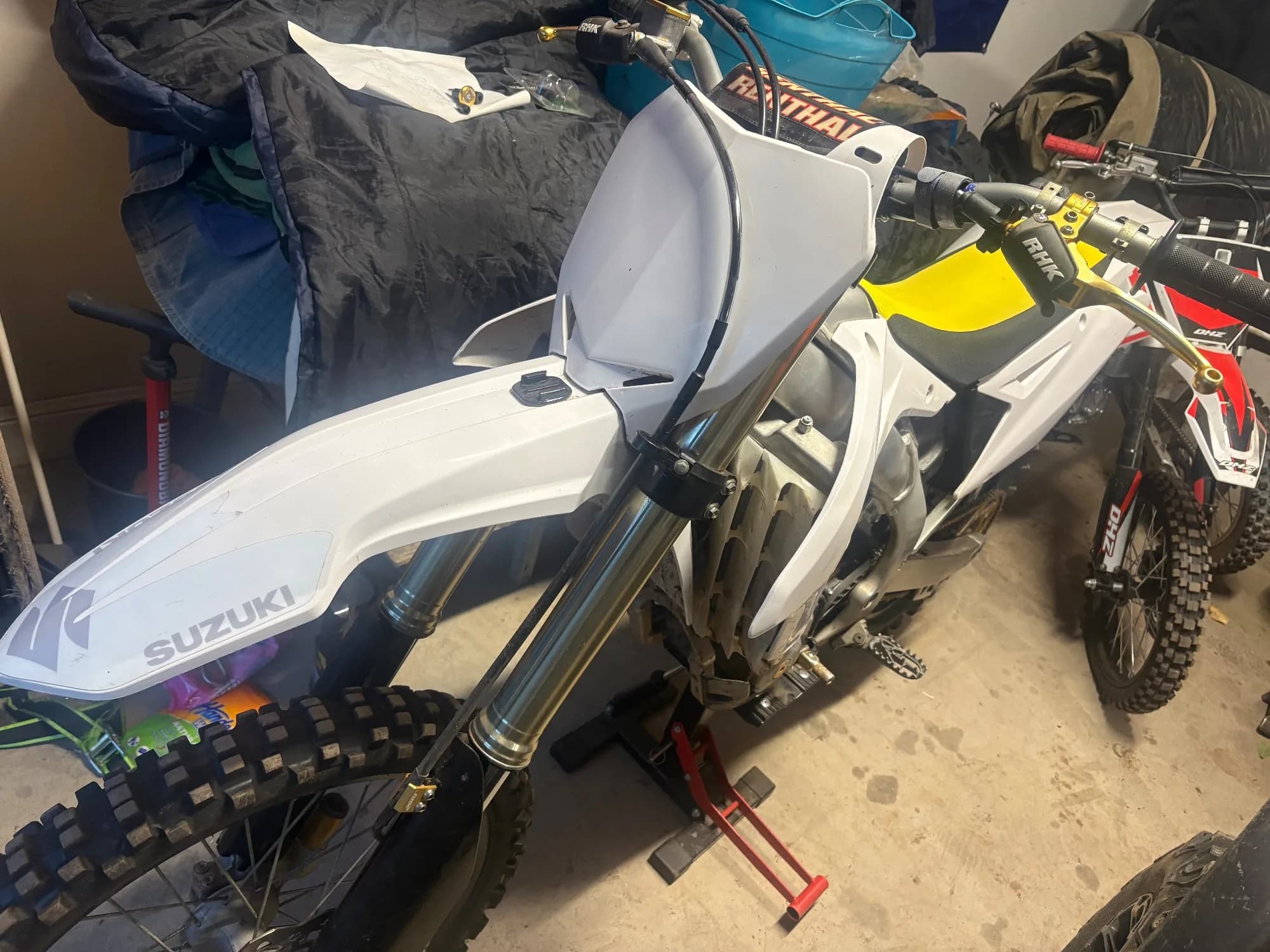 2017 Suzuki RM-Z450 — photo 1 of 3