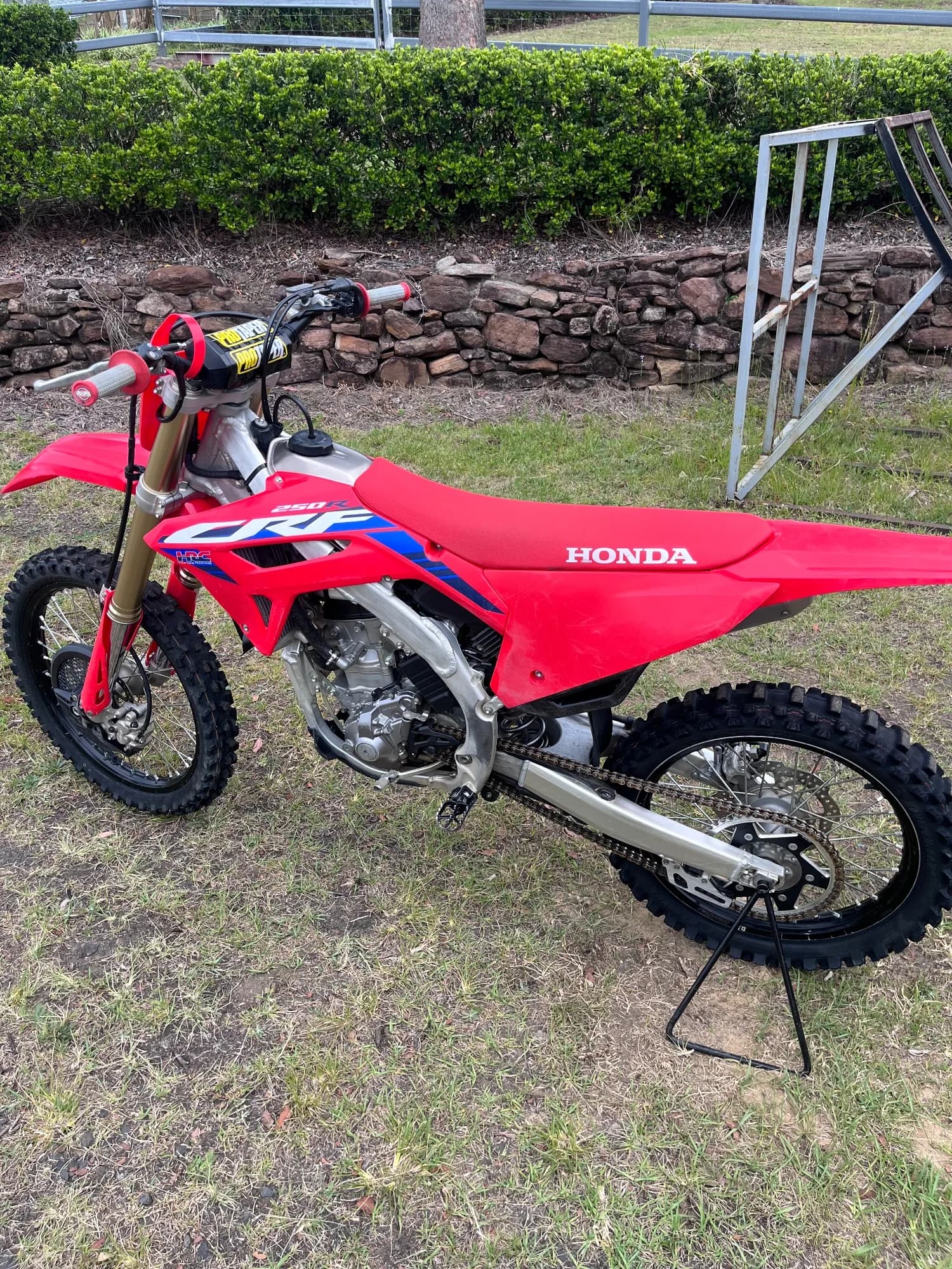 2024 Honda CRF250R — photo 1 of 8