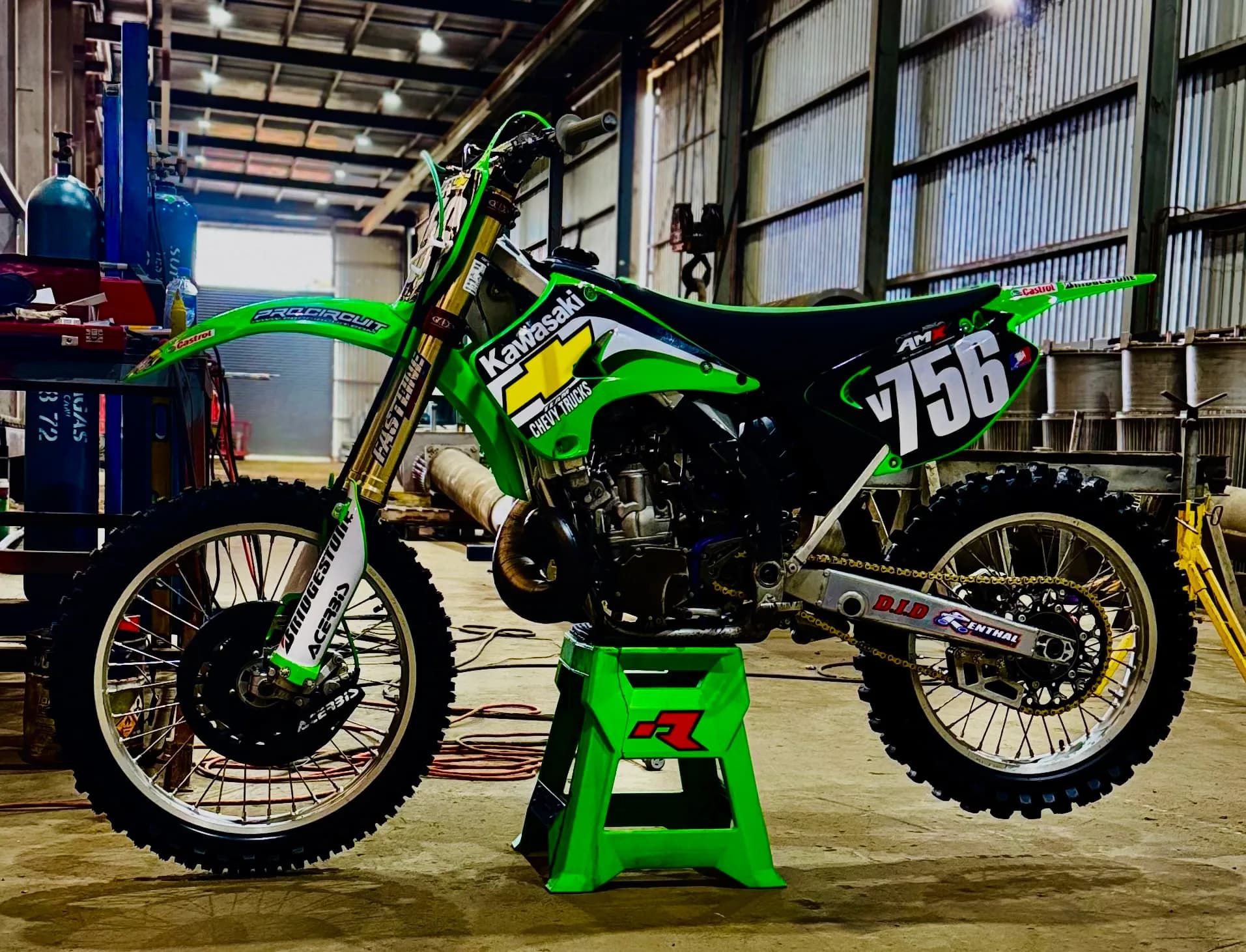 2005 Kawasaki KX250 (2T) — photo 1 of 3